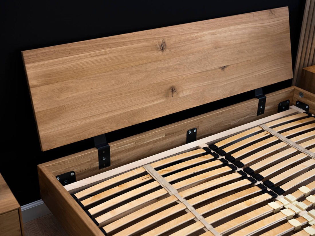 Tölgyfa lebegő ágy 160x200 cm Piacenza