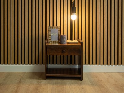 Vita éjjeliszekrény diófa