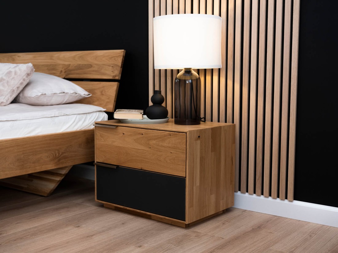 Tölgyfa éjjeliszekrény két fiókkal Teramo