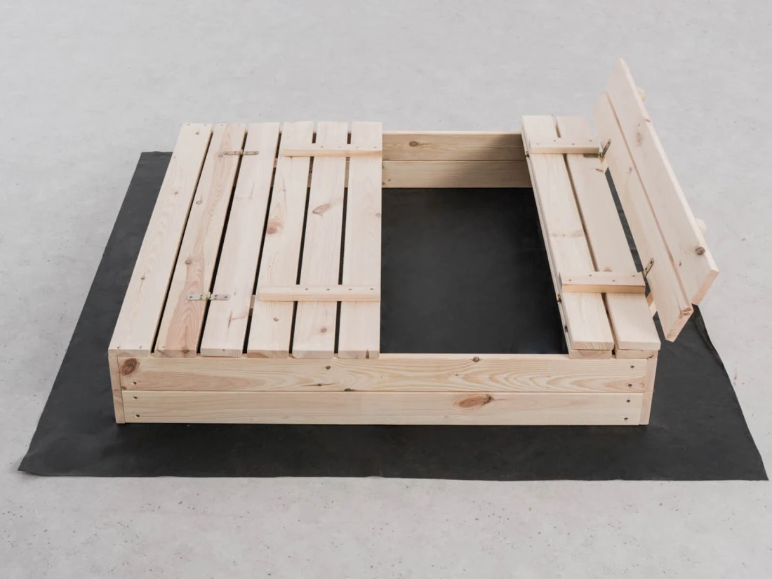 Fa homokozó fedéllel 120×120 cm – kezeletlen